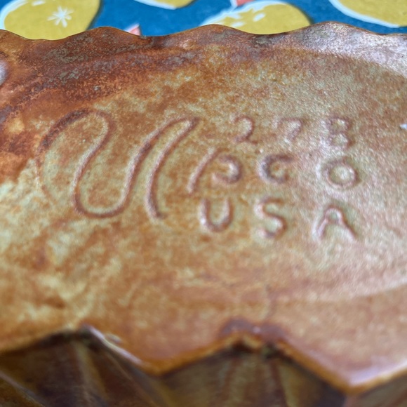 Mid-century Vintage Ceramic Planter - Picture 8 of 11